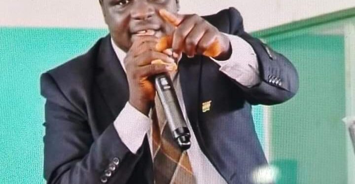 Aliou Konah, le président de l’AJSDT souhaite du progrès à son Tougué natal et à toute la Guinée