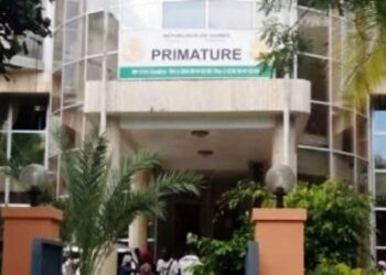 Pourquoi la Guinée devrait elle opter pour une Première Ministre afin de surmonter sa crise?