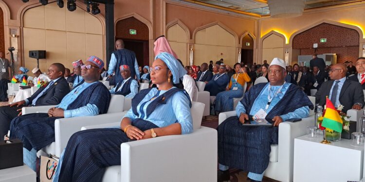 Guinée/table de Dubaï : sept(7) milliards USD seront mobilisés par les partenaires ( Ministre Pola pricemou)