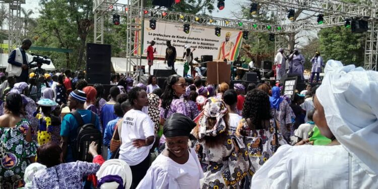 Kindia/ 8 mars : les couleurs de la fête de la femme à la place des martyrs