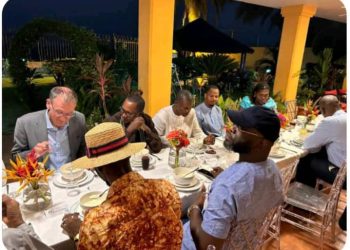 Ramadan : le général Pendessa à l’ambassade du Royaume-Uni et de l’Irlande du Nord pour une rupture collective