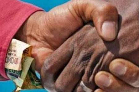 La Vente des Postes Administratifs en Guinée : un Système corrompu qui empêche le développement du pays