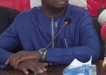 Guinée : Amadou Tham Camara dément la signature d’un document interdisant les journalistes de critiquer…