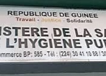 Guinée /mesure contre le Covid 19 : le port de masques est obligatoire pour les pèlerins les 21 jours après leur arrivée ( communiqué)