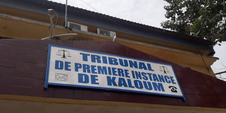 TPI de Kaloum : les commissaires de la HAC suspendus s’en prennent aux médias