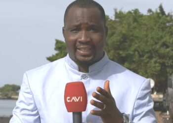 Conakry : le journaliste Ibrahima Camara agressé à son domicile par les forces de l’ordre, sa moto emportée