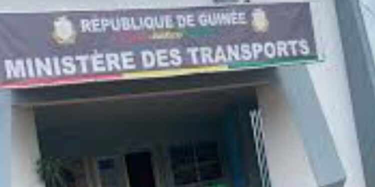 Guinée : le ministère des transports prend acte les doléances de la Fédération Syndicale Professionnelle Nationale des Transporteurs…