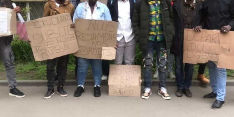 Les larmes des Etudiants et Doctorants Guinéens en Fédération de Russie