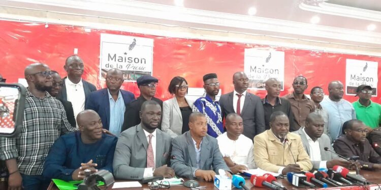 L’Union sacrée des Forces vives de Guinée approuve le projet de l’avant proposition de la nouvelle constitution(déclaration )