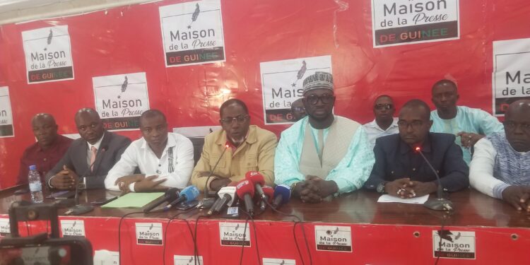 Guinée : : l’union sacrée se retrouve avec un pied cassé