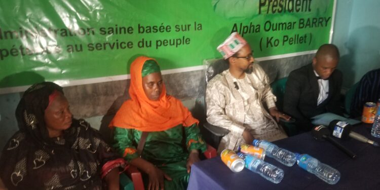 “Général Doumboya, si le lobby qui a réussi à induire vos prédécesseurs en erreur, vous pousse à candidater la Guinée serait encore dans des ténèbres”, Alpha Oumar Barry