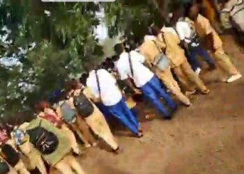 Tougué/manque d’enseignants : une décision des autorités scolaires contestée par les élèves