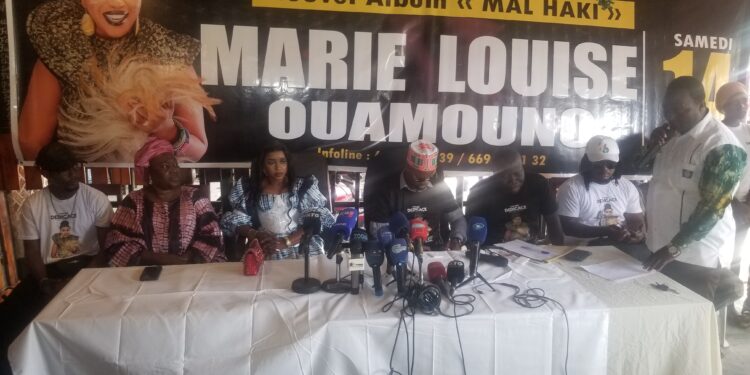 « MAL HAKI » c’est l’album que Marie Louise présente à ses fans ce samedi 14 décembre à Conakry