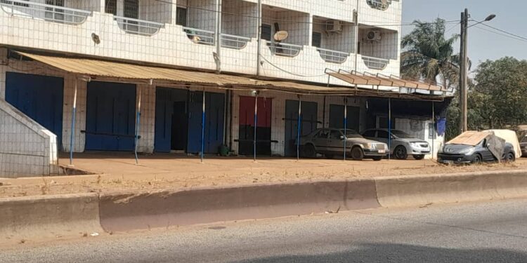 Jour de manifestation : la route le Prince partiellement paralysée