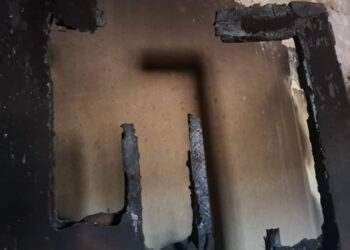 Drame et Désespoir : La famille de Marcel Guilavogui plongée dans la détresse après l&rsquo;incendie de leur maison