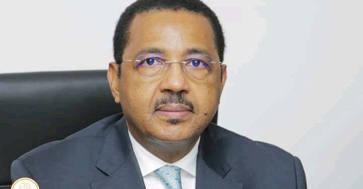 Scandale Financier : L’ex-Ministre de la Santé Mamadou Péthè Diallo Accusé de Détournement de 20 Millions de Dollars et de 188 Milliards de Francs Guinéens