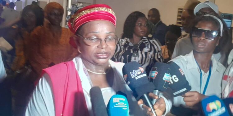 Guinée : Dre Zalikatou Diallo lance un vibrant appel à la paix et à l’unité dans son nouvel ouvrage