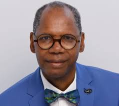 Présidentielle 2026 en Guinée : Lamarana Petty Diallo lance un appel choc pour créer un parti à Mamadi Doumbouya