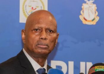 Presse guinéenne : la HAC dégaine, la carte de presse devient obligatoire