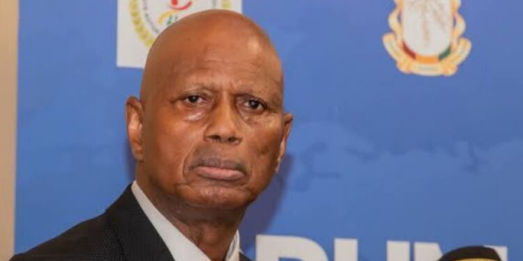 Presse guinéenne : la HAC dégaine, la carte de presse devient obligatoire