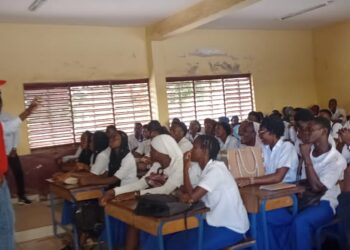 Opération Carrière : Le Rotary Club de Conakry éclaire l’avenir des élèves du lycée Kipé