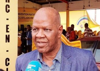 « Tribunal de Mafanco : Dr Sékou Condé condamné à 50 000 GNF pour réunion non autorisée »