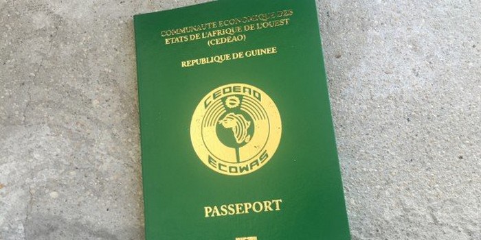 Fini les longs voyages : les passeports disponibles partout en Guinée !