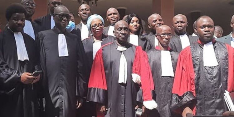 Crise judiciaire en Guinée : le Barreau se retire des audiences après l’enlèvement de Maître Mohamed Traoré
