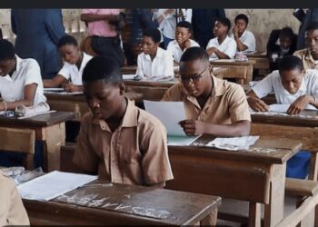 BEPC 2025 : un taux de réussite national de 54,16 %, les filles à 53,96 %