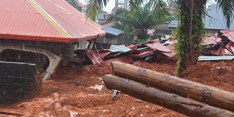 Glissement de terrain meurtrier à Dubréka : deux morts et plusieurs blessés