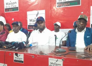 Guinée : un mouvement citoyen exhorte Mamadi Doumbouya à briguer la présidence