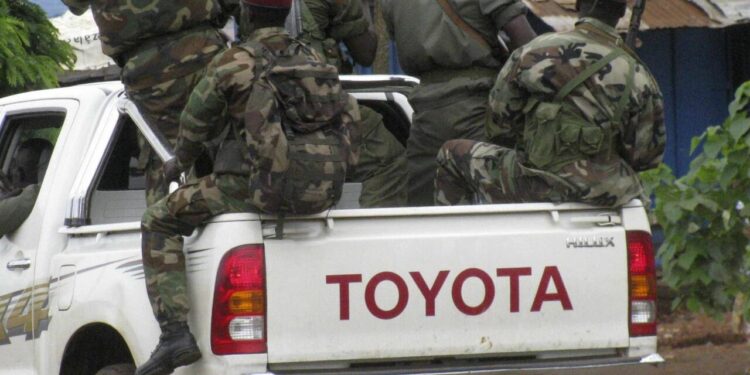 Guinée : Le Chef d’État-Major Général des Armées rappelle à l’ordre les militaires sur le respect du code de la route