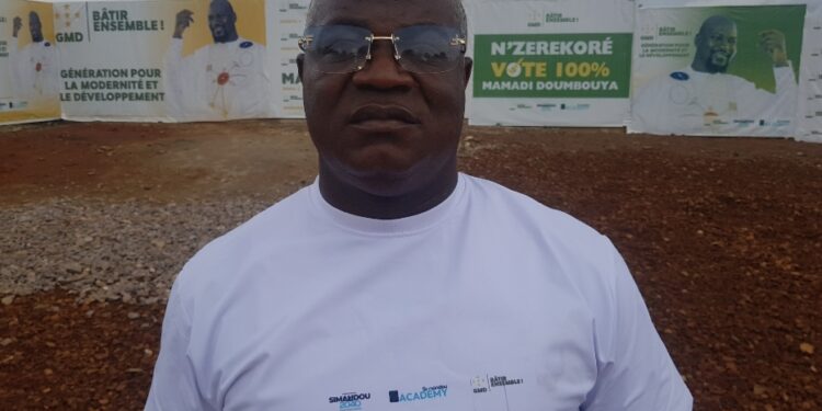 Guinée : Martin Maoumou mise sur une victoire écrasante de Mamadi Doumbouya en région forestière