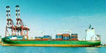 Guinée : le gouvernement adopte des mesures d’urgence pour désengorger le Port de Conakry