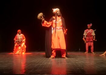 Le théâtre : une scène pour penser, unir et transformer notre Guinée