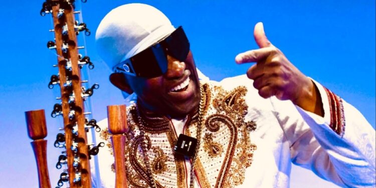 N’Faly Kouyaté à Conakry : une escale stratégique avant son grand concert à Ancienne Belgique de Bruxelles