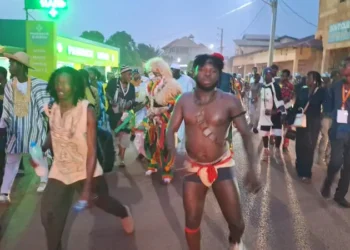 Guinée : le Festival des Arts et du Rire de Labé clôt sa 9e édition entre succès populaire et défis financiers