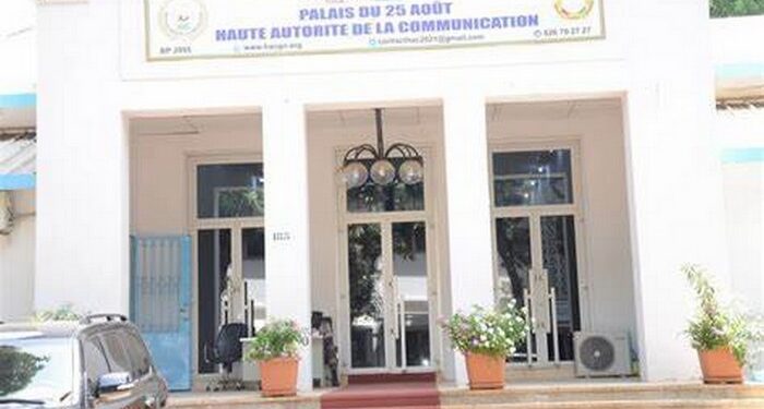 Guinée : la HAC revendique une campagne électorale apaisée et appelle à poursuivre l’assainissement du paysage médiatique