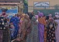 Conakry : à Béhanzin, des citoyens réclament le retour de l’ancienne cheffe de quartier
