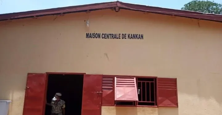 Kankan : des tirs de sommation à la maison centrale après « une opposition au transfert d’un détenu »