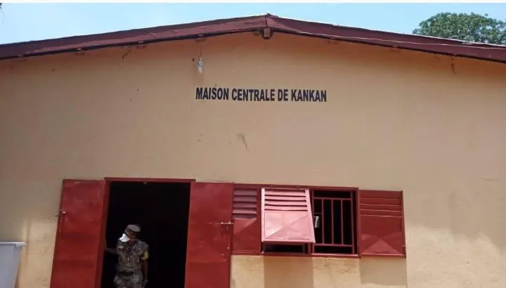 Kankan : des tirs de sommation à la maison centrale après « une opposition au transfert d’un détenu »